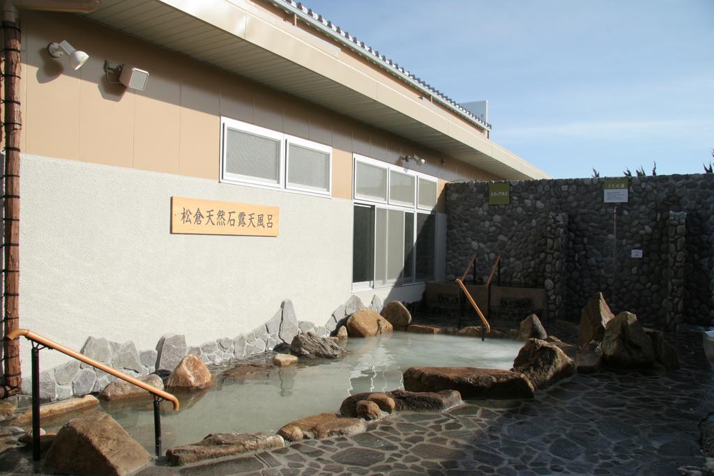 Natural Onsen Hostel Hidamari No Yu Takayama  Eksteriør bilde